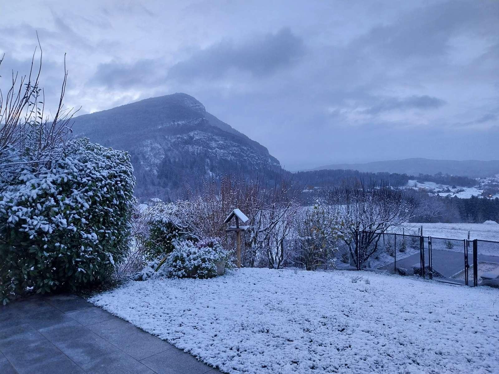 Terrasse sous la neige